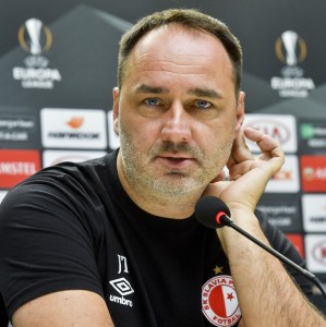 耀世娱乐平台-斯拉维亚主帅：上半场我们很有威胁，费尔明比电视上看起来更出色