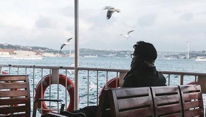 阿尔卡拉斯0-2不敌梅德韦杰夫16连胜终结！