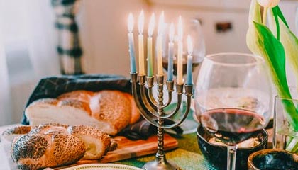 阿尔卡拉斯0-2不敌梅德韦杰夫16连胜终结！